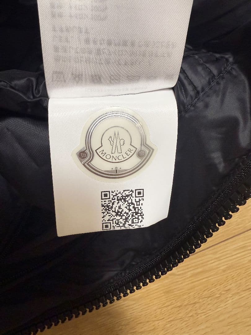 MONCLER モンクレール MONTREUIL ダウンベスト 4 ブラック