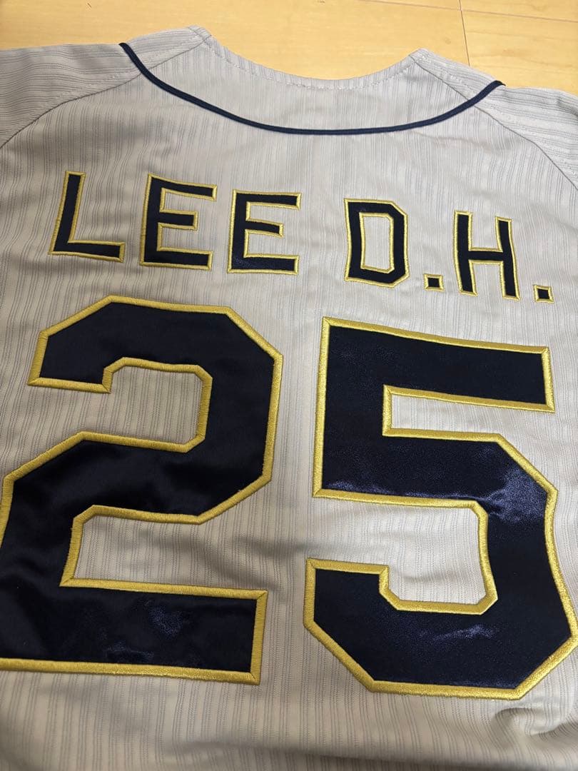 オリックス・バファローズ 李大浩 ビジター ユニフォーム L