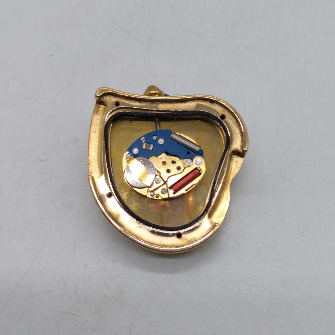 イヴサンローラン　レディース腕時計　ヴィンテージ　ハート型