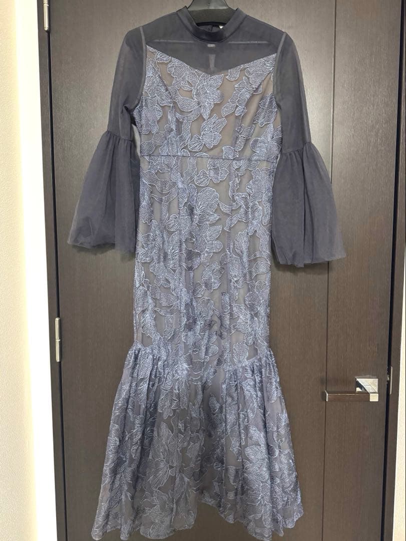 【LEJA】異素材シアー刺繍レース透け感プリーツスリーブマーメイドワンピース