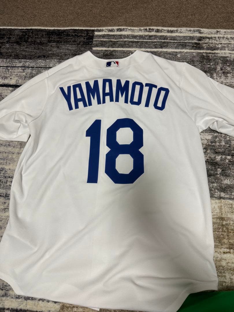 ドジャース ユニフォーム 山本由伸 現地公式ショップ購入