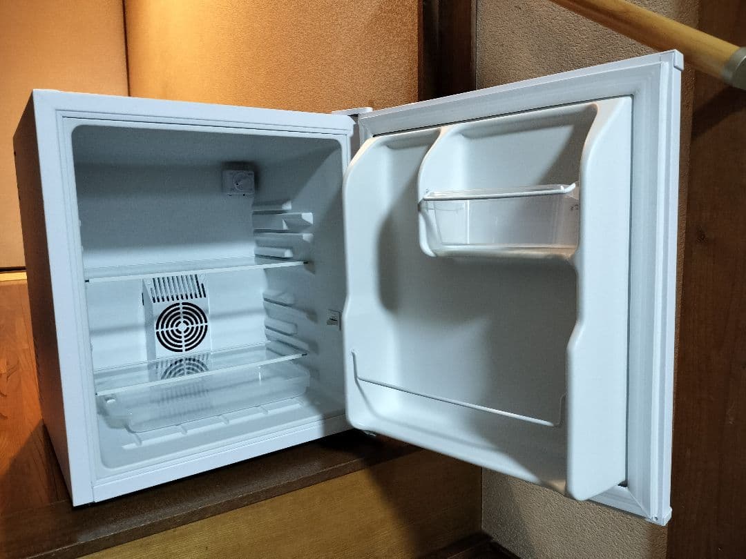 2025年製 SunRuck 冷庫さん 48L SR-R4805W 冷蔵庫