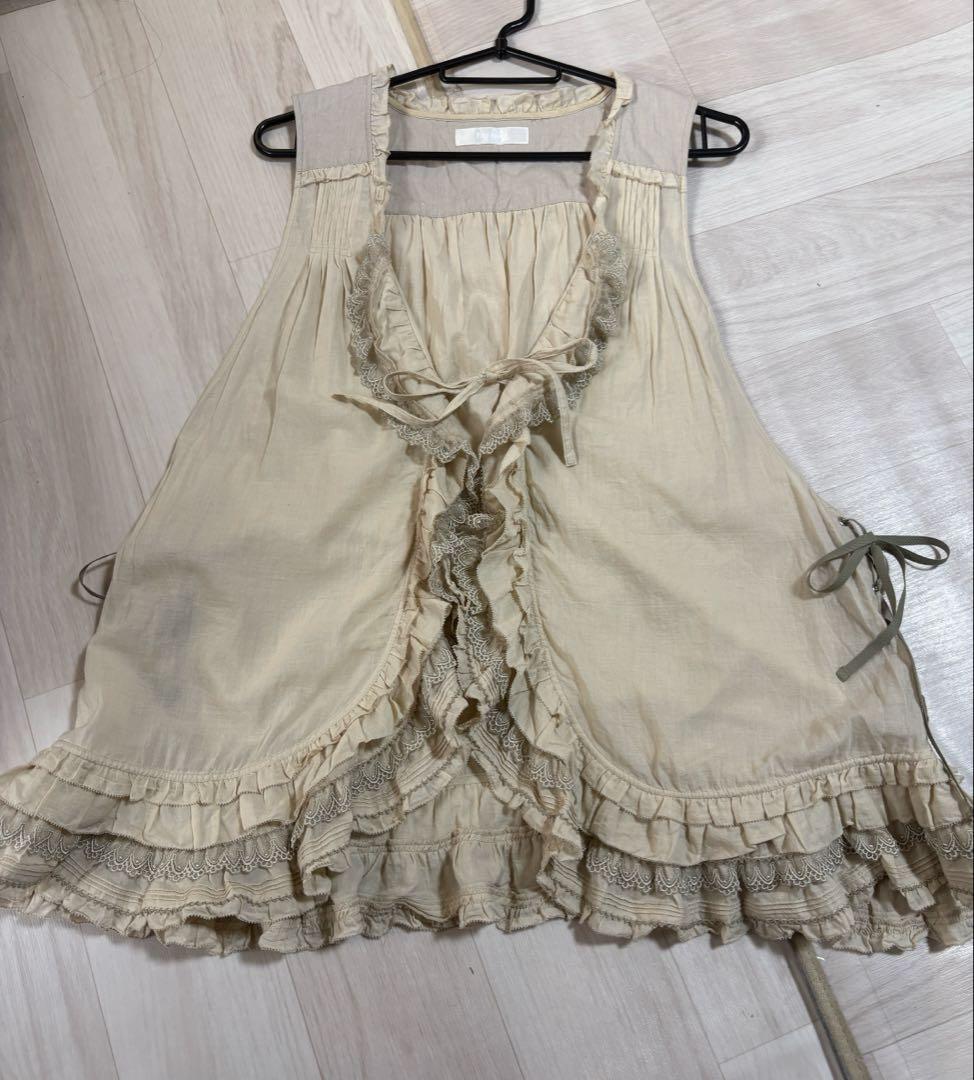 ピンクハウス レースアップフリルジレ　オーバーベスト