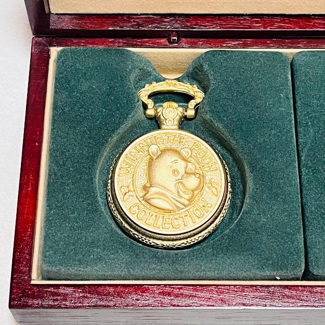 ディズニーストア　プーさん　懐中時計　限定1500個　レア　希少