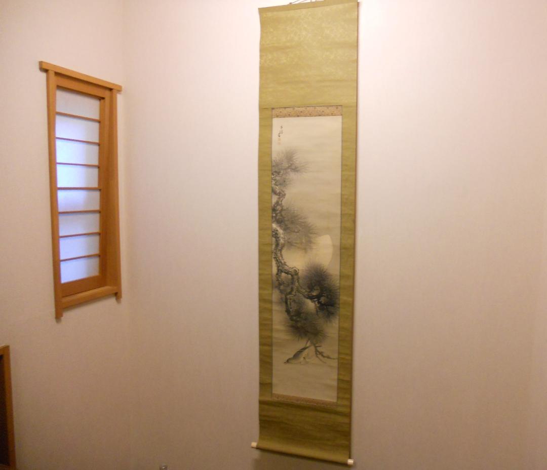 掛け軸 今尾景祥 作 松に月ほととぎす 絹本 日本画 軸装 茶道具 掛軸 です。