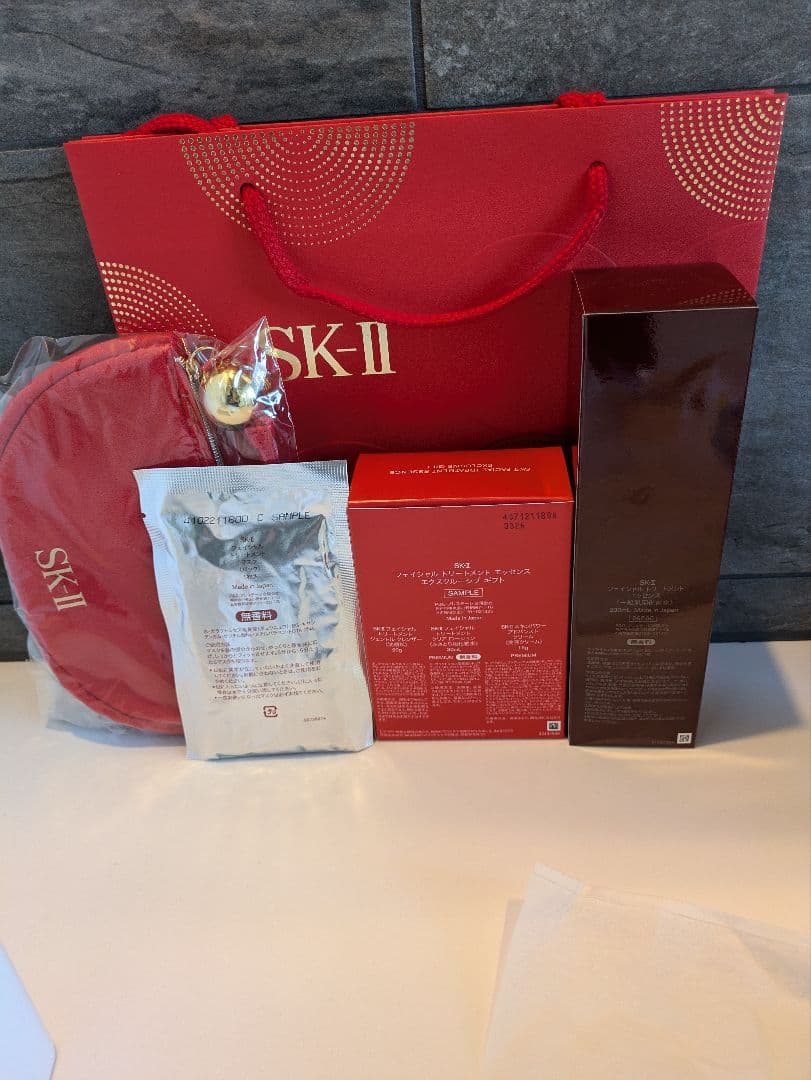SK-II　2024 クリスマスコフレ