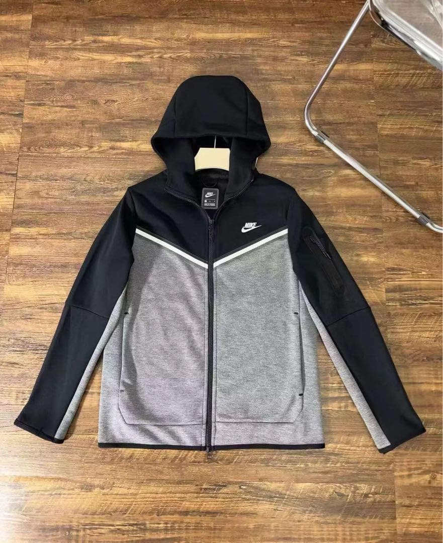 NIKE テックフリース フーディ 黒×グレー L