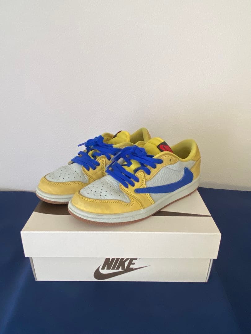 Travis Scott × Nike Air Jordan 1