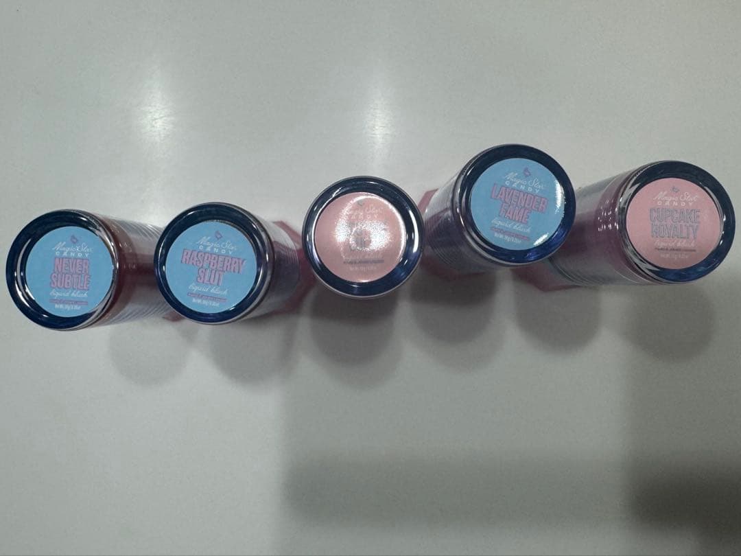 ジェフリースター　リップ、チーク　 Jeffree Star