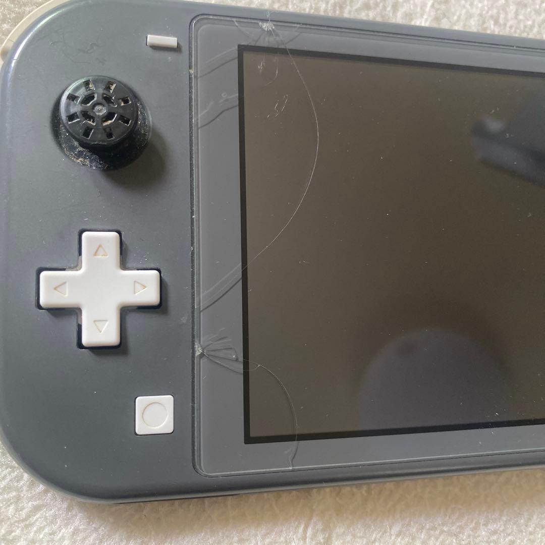 Nintendo Switch Lite グレー ひび割れあり
