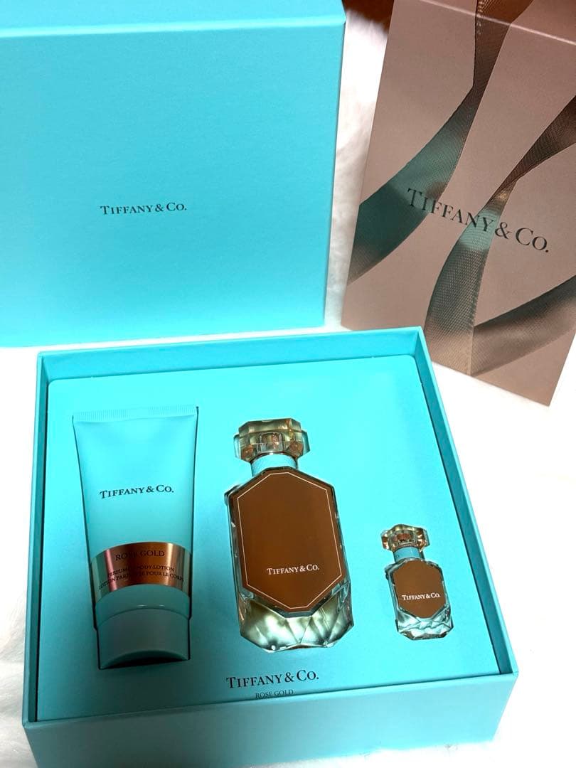 Tiffany & Co. ローズゴールド ホリデーコフレ　香水