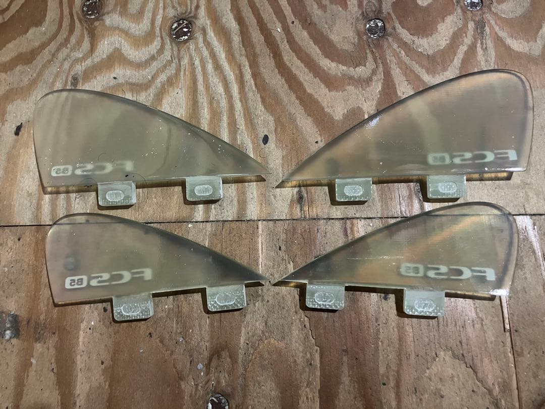 FCS B5 Quadボンザーフィン 新品未使用