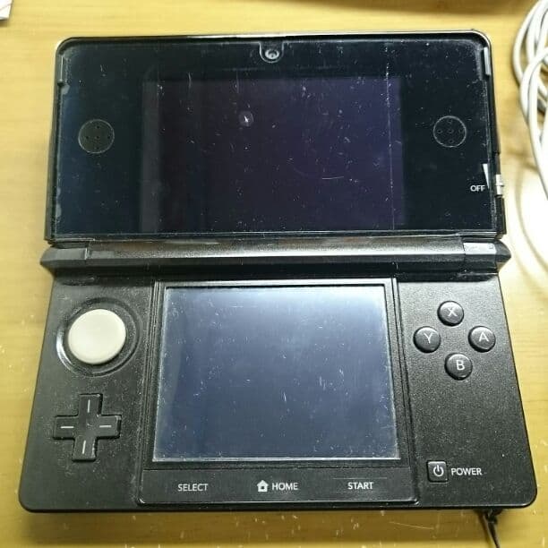 値下げ交渉OK！任天堂3DS本体　充電器付き