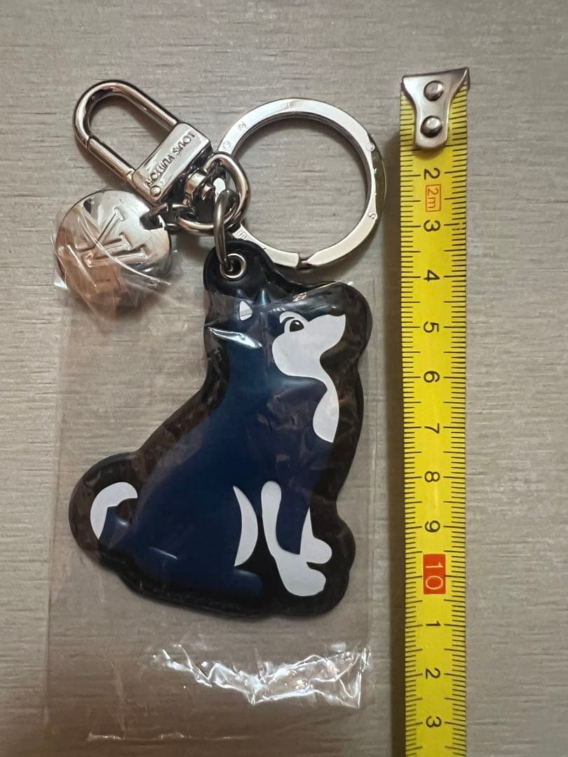 ルイヴィトン ポルトクレ カレッジ キーリング ハスキー ドッグ