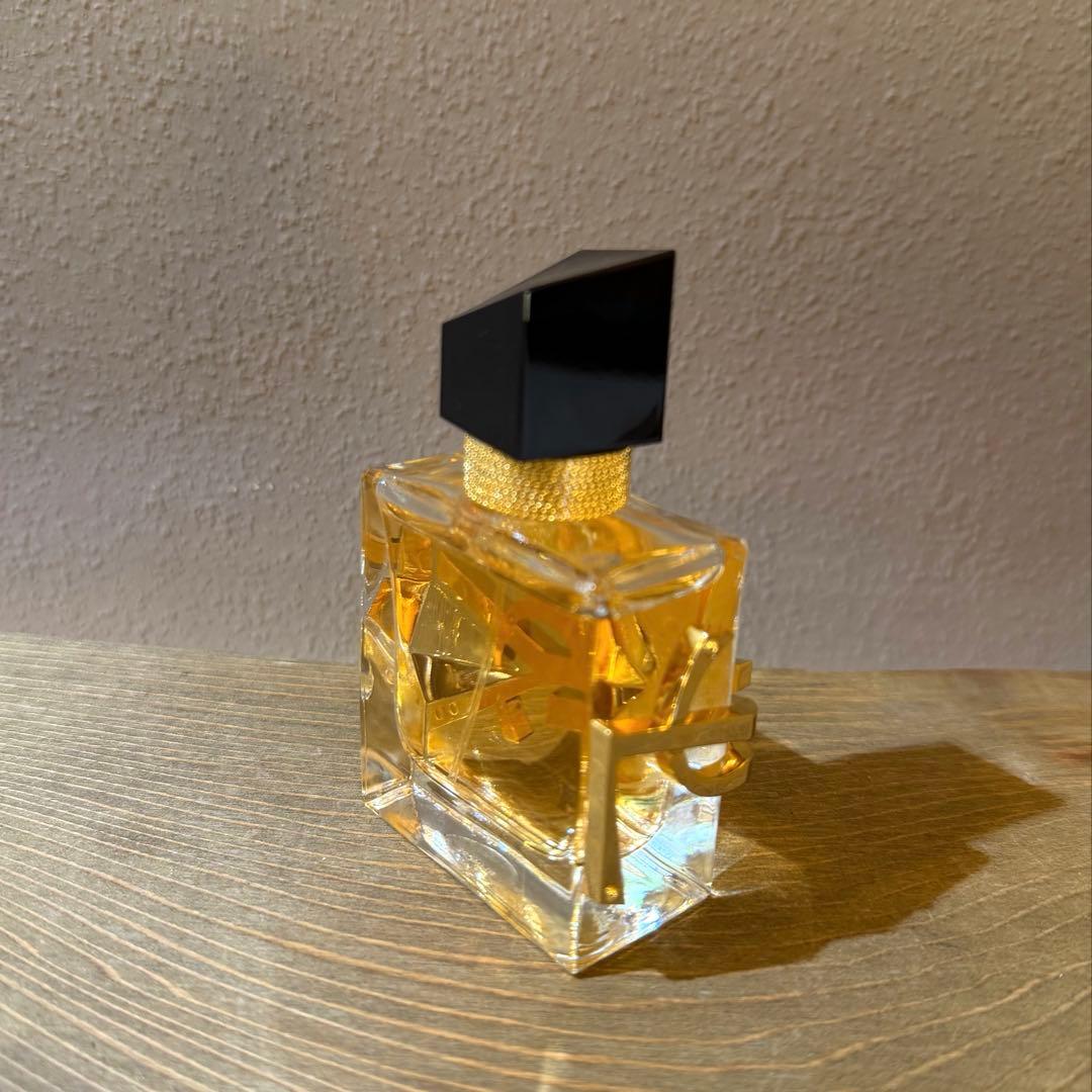 YSL リブレ　オーデパルファム