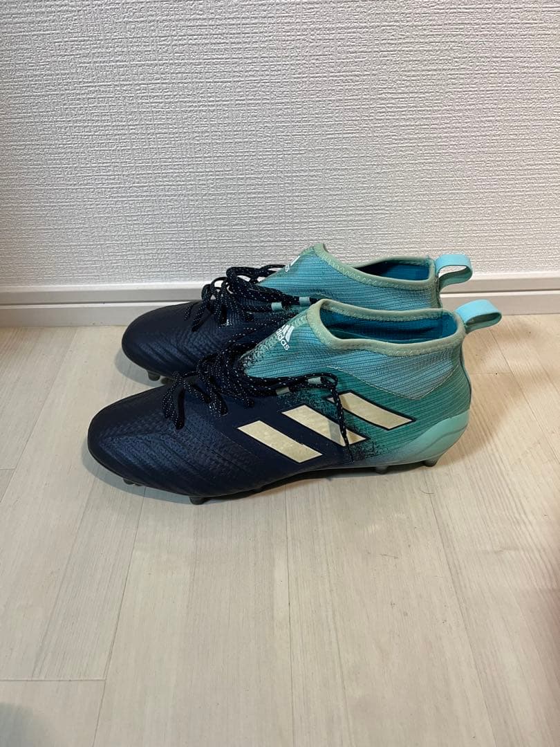 サッカースパイク　アディダス　エース　FGAG