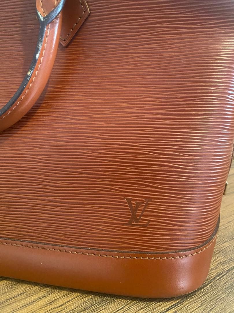 Louis Vuitton エピレザー ビジネスバッグ