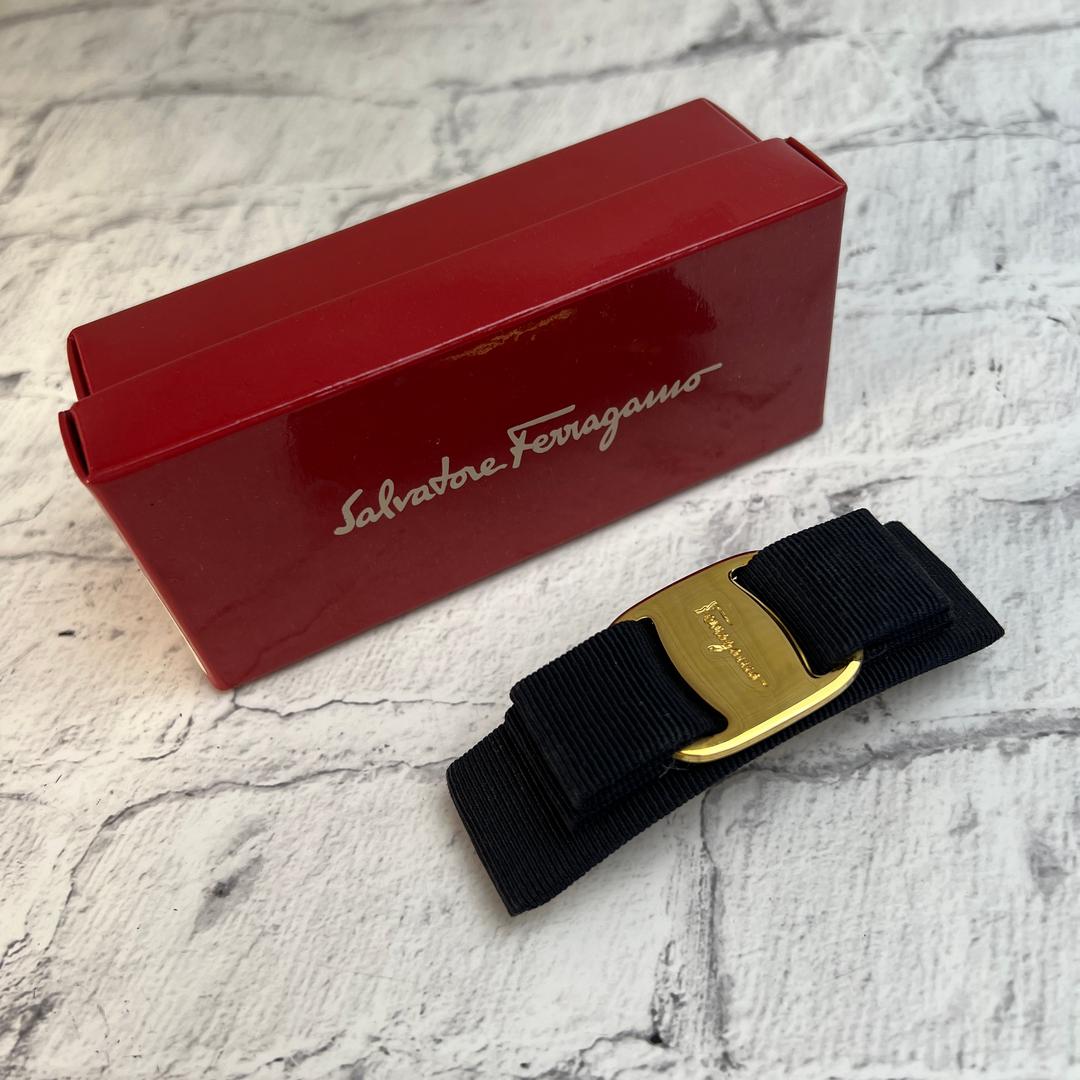 Salvatore Ferragamo ヴァラ バレッタ A-10557