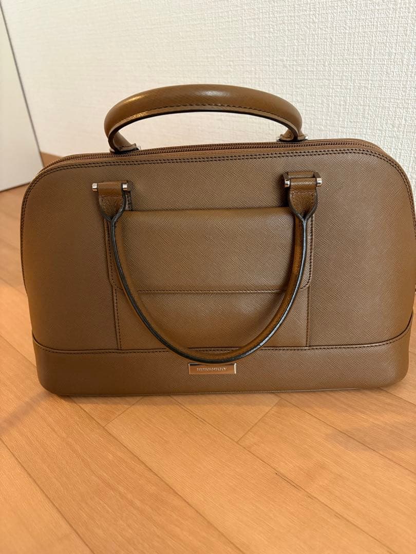 BURBERRY ブラウン ハンドバッグ 中型