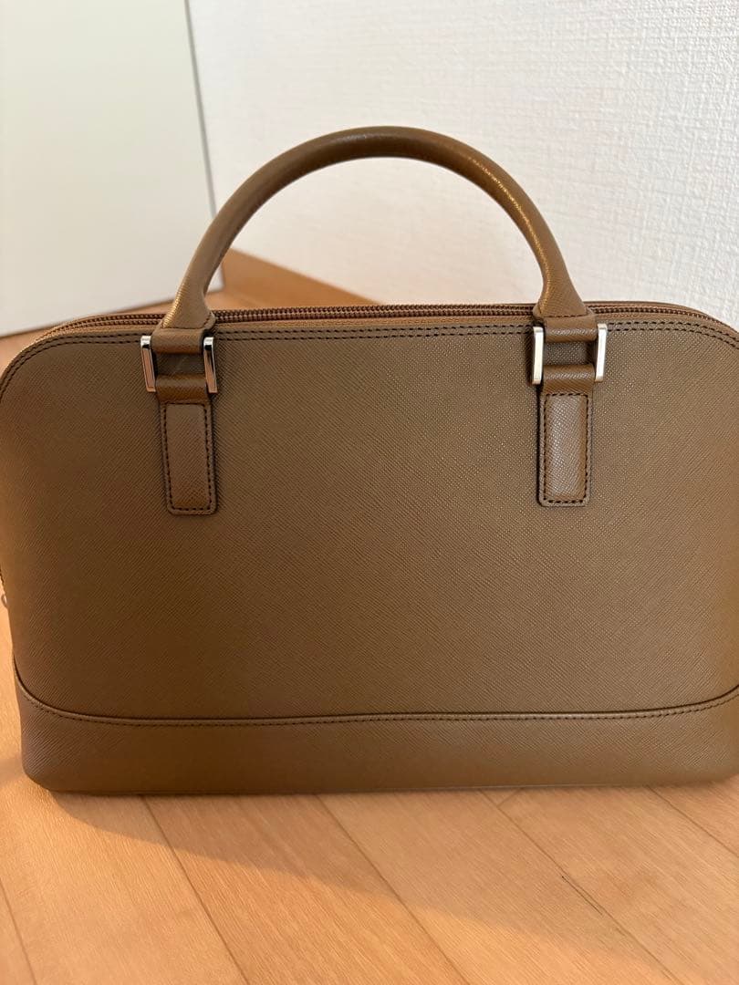 BURBERRY ブラウン ハンドバッグ 中型