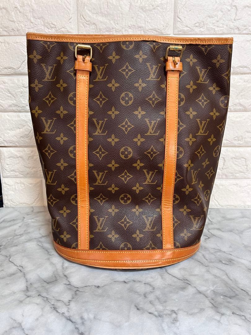 LOUIS VUITTONモノグラム　バケツ型トートバッグ