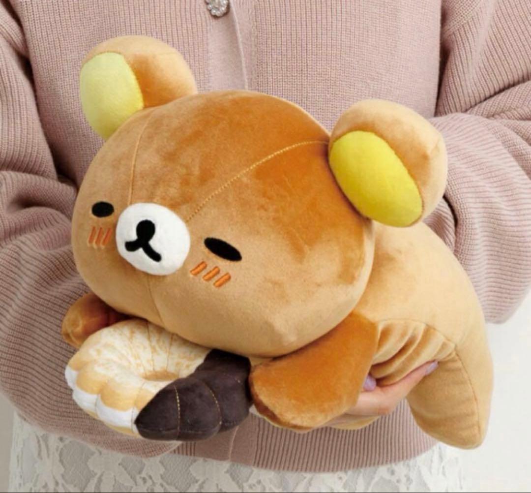 新品未使用 全店舗完売 ドーナツまくまくクッション 2点セット