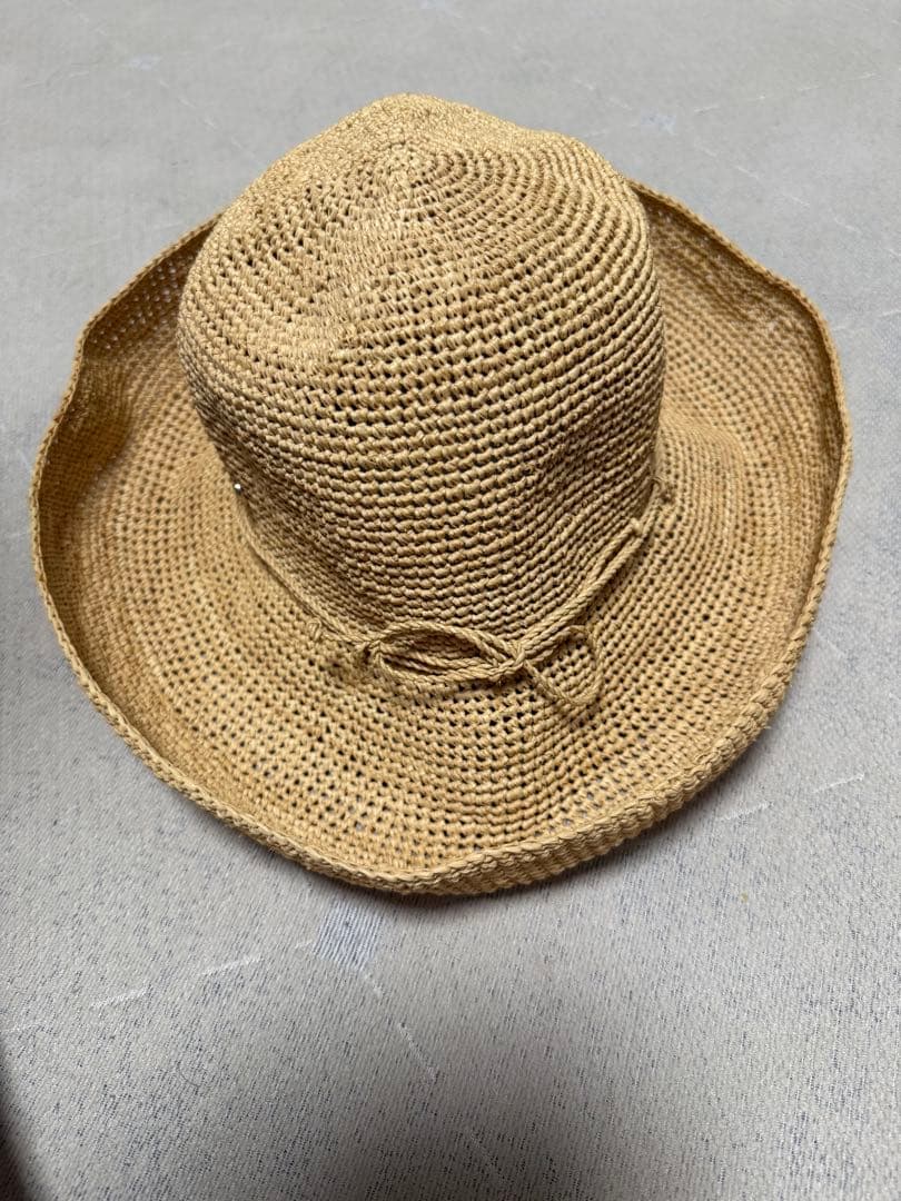 HELENKAMINSKIベージュ 麦わら帽子 リボン付き美品