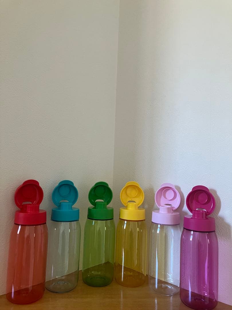 タッパーウェア　6個セット＋エコボトルおまとめ