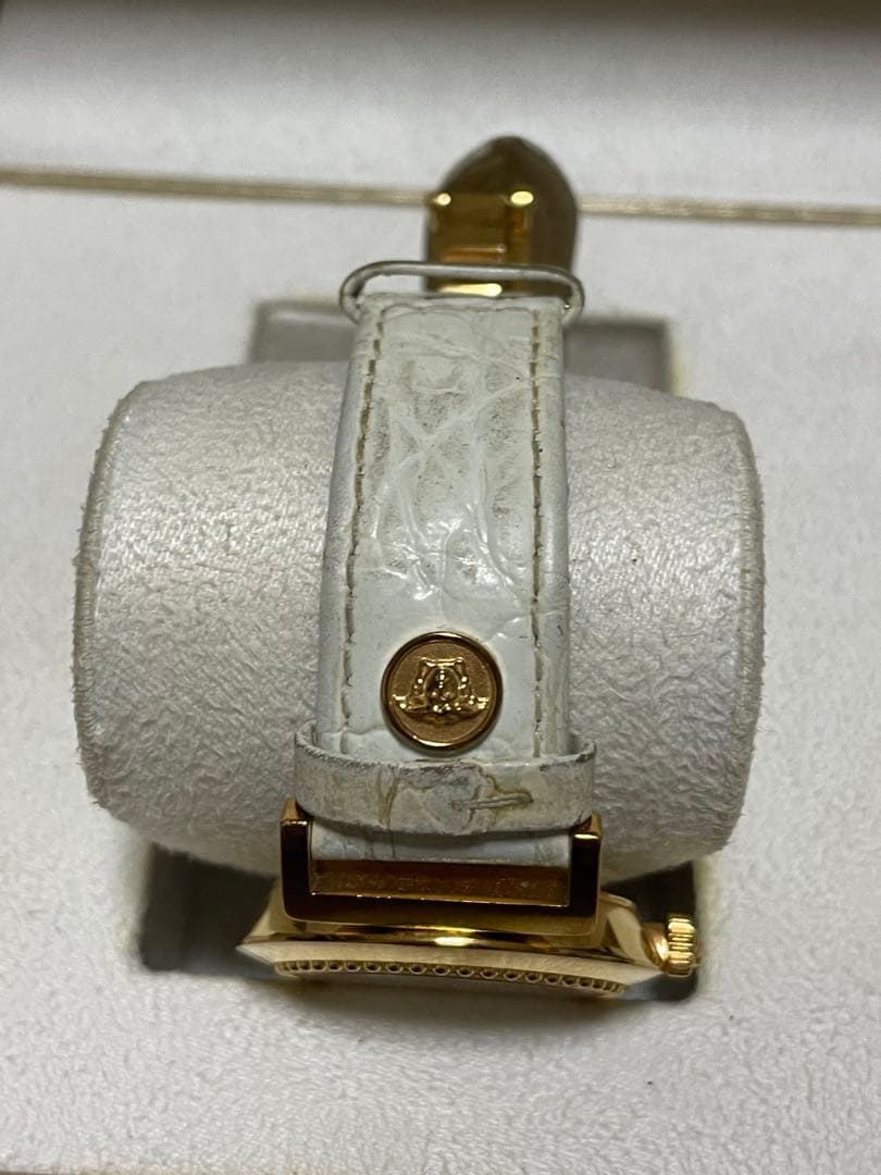 VERSACE ヴェルサーチ 腕時計 メデューサ ゴールド