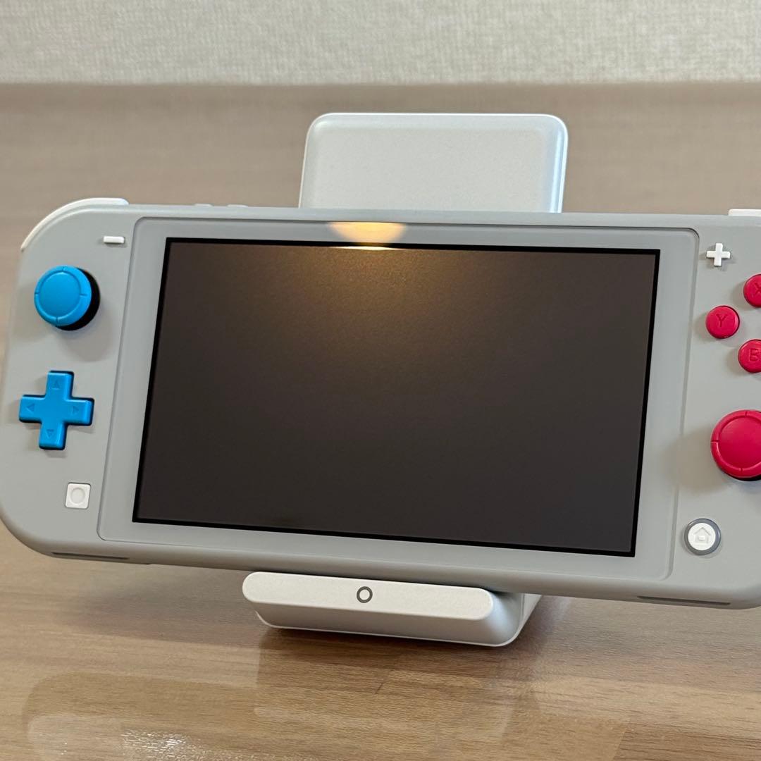 7-180【美品】Switch LITE ザシアン・ザマゼンタ