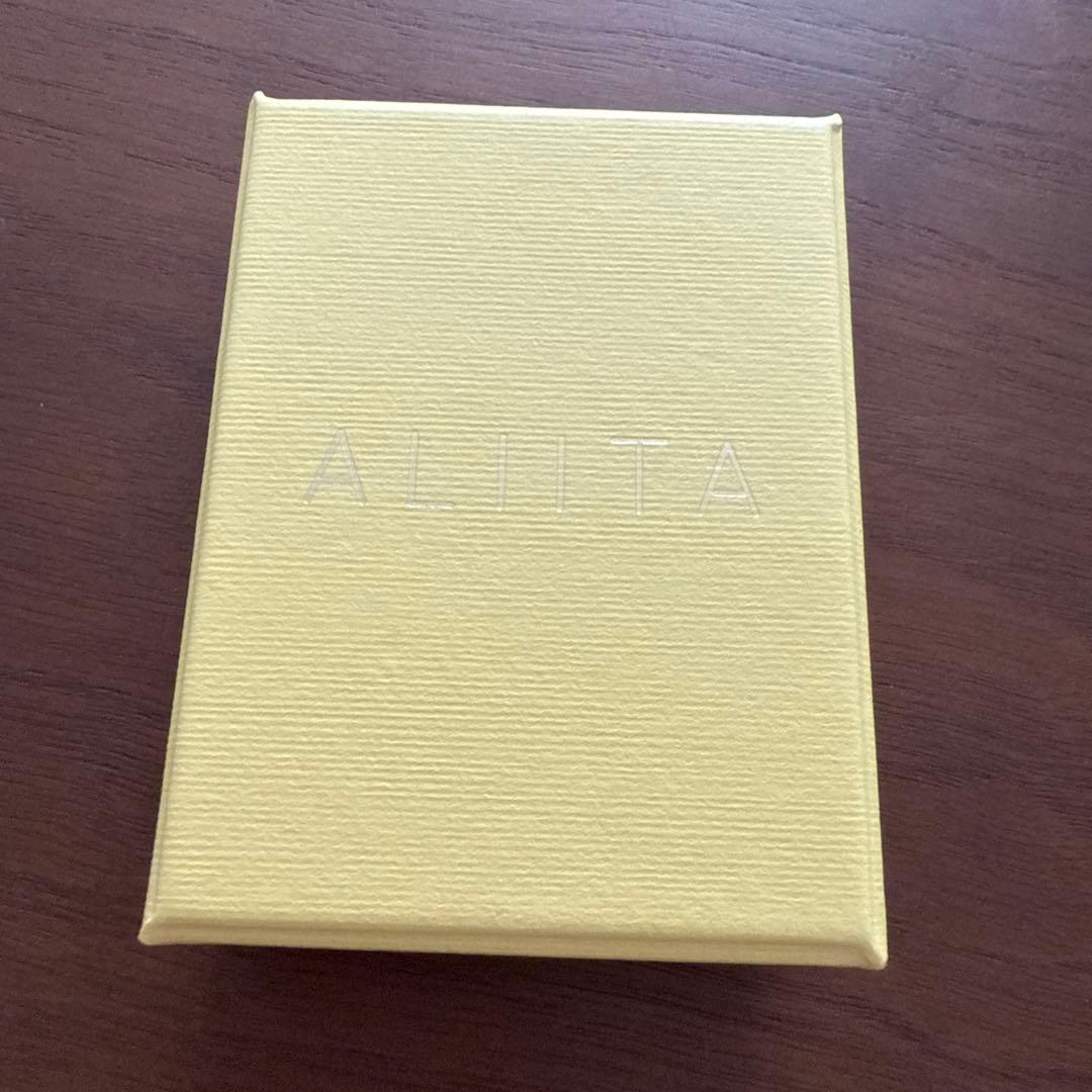 き*奨様 ALIITA　MIAU ダイヤモンド ピアス　シングル ねこモチーフピ