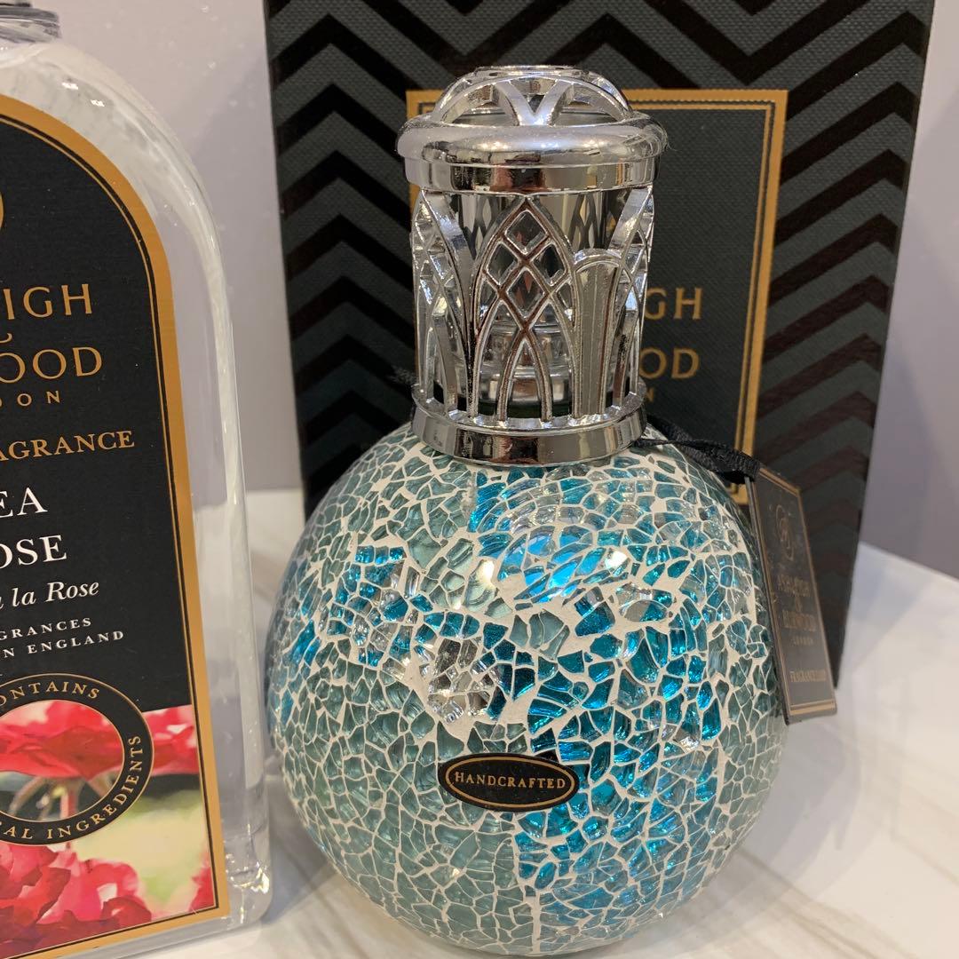 クリスタルシーズ✴︎アシュレイ＆バーウッド　フレグランスランプL・オイル2本セット