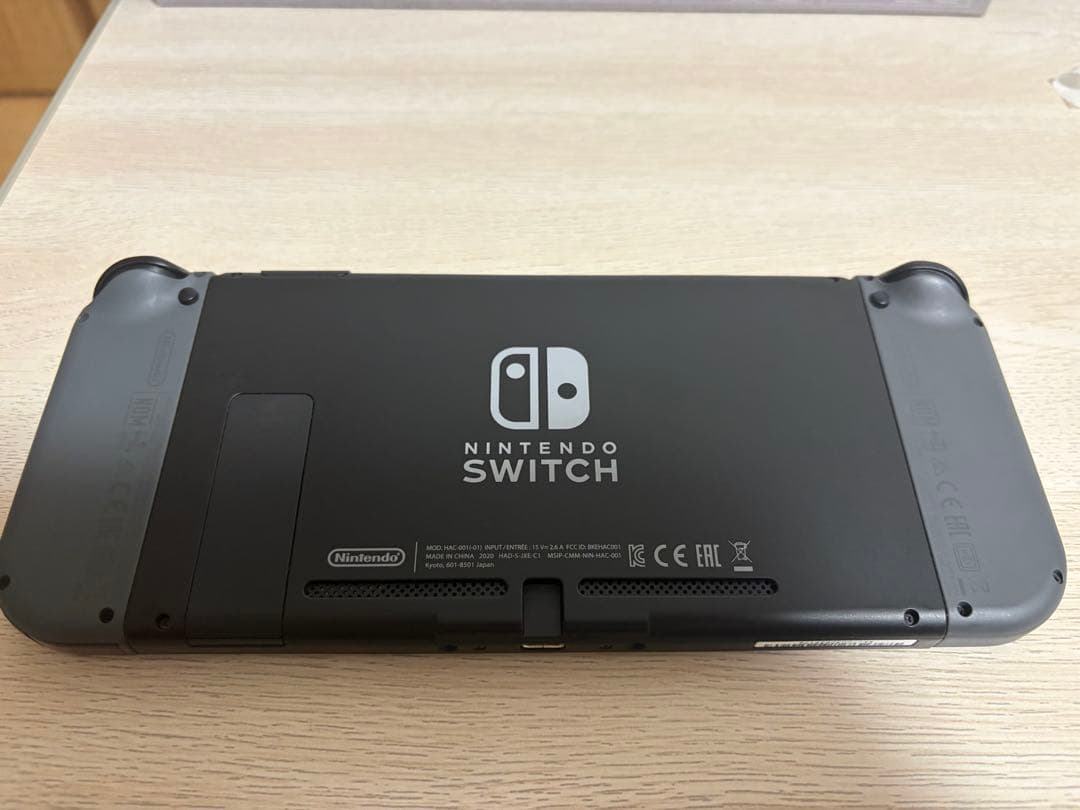 Nintendo Switch 本体　箱付き　※ジャンク　おまけ付き