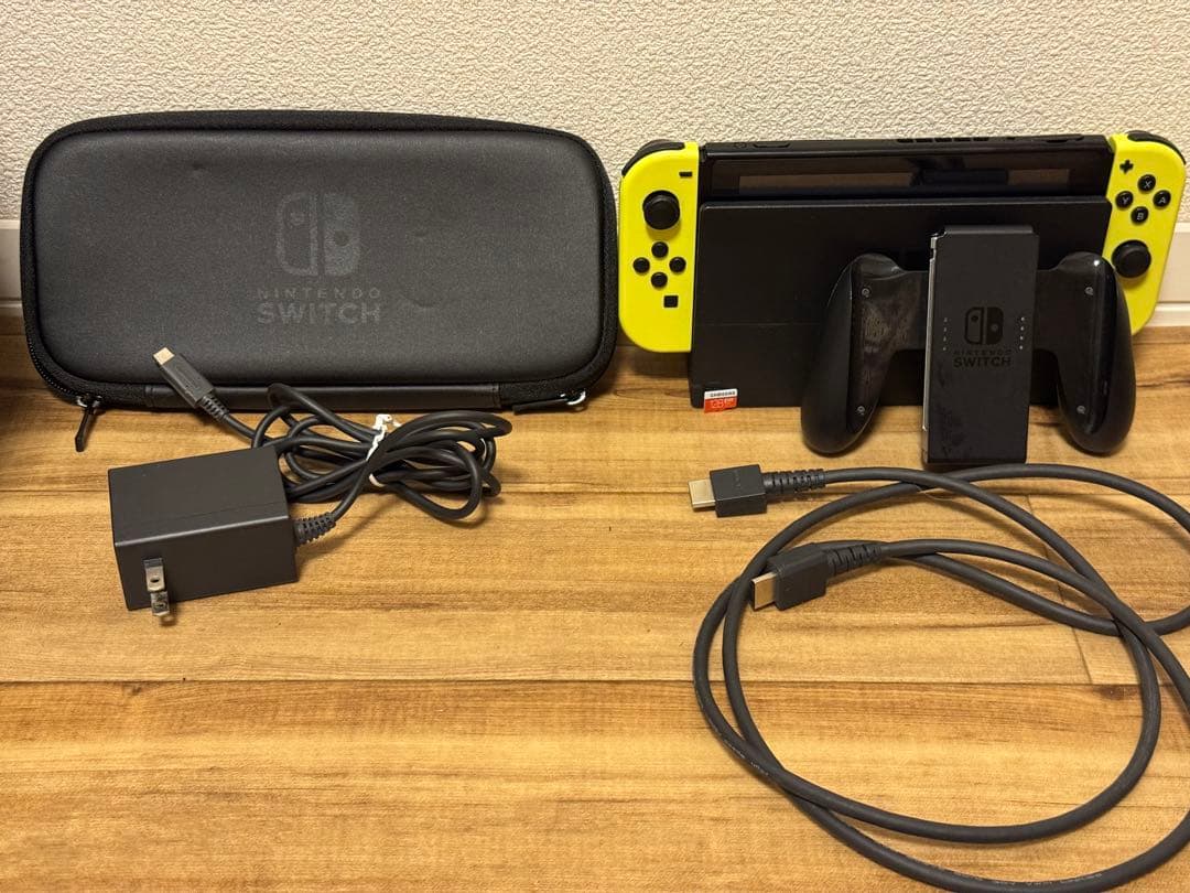 任天堂Switch＋SDカード(128GB)＋ケース付き