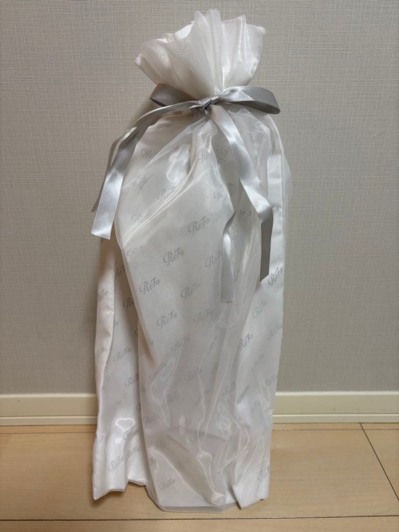 リファ　ストレートアイロンプロ　アイボリー【新品未使用、ギフトラッピング付き】