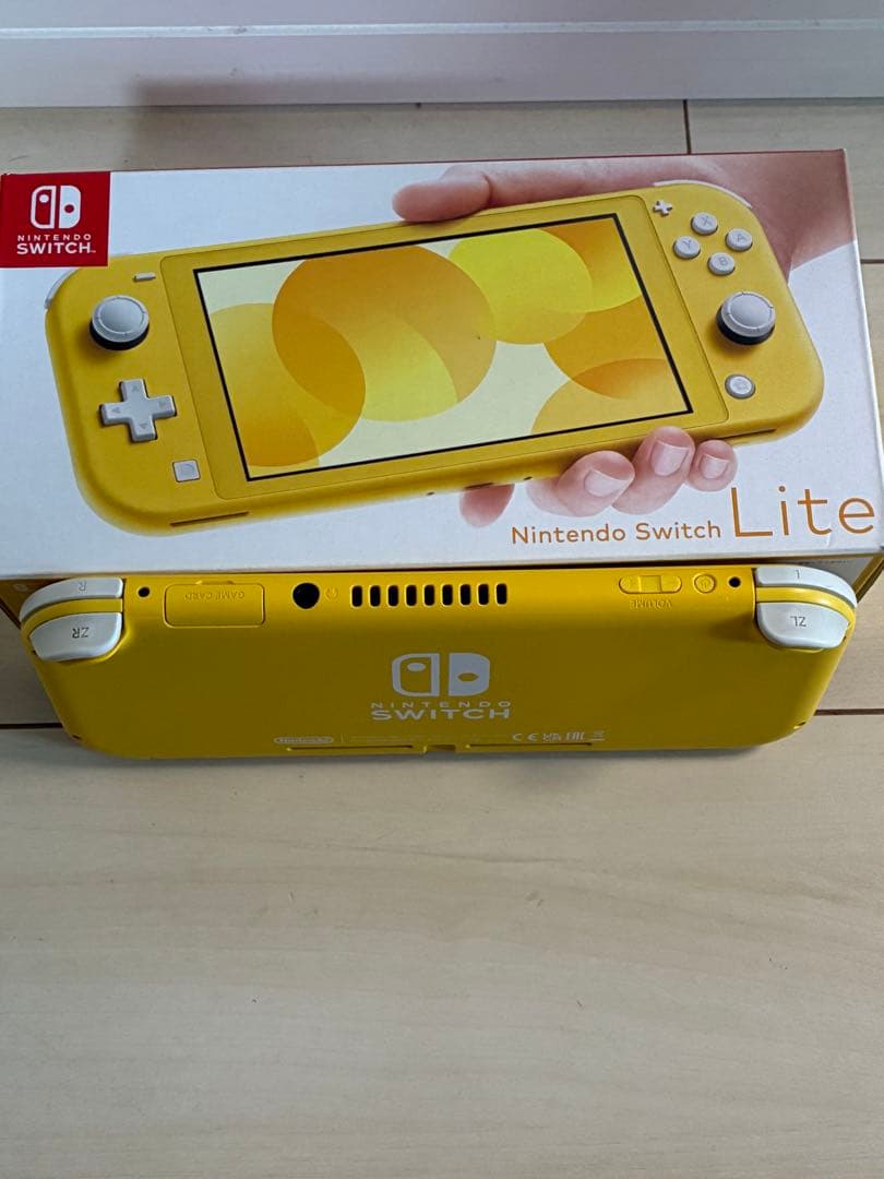 Nintendo Switch Lite イエロー 本体　ジャンク品