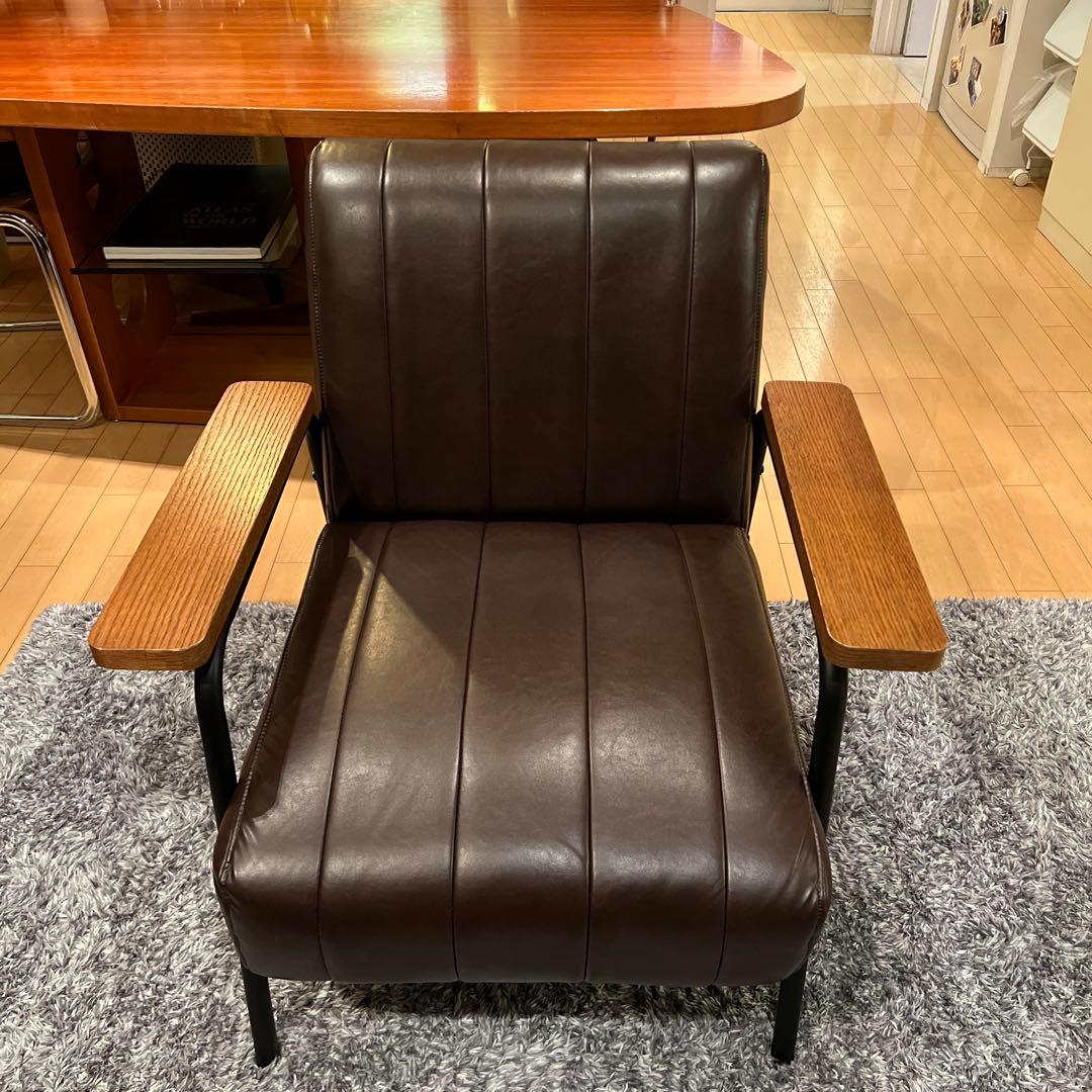 ニトリ1人掛けソファ (Nシールド ステイン2KD DBR)