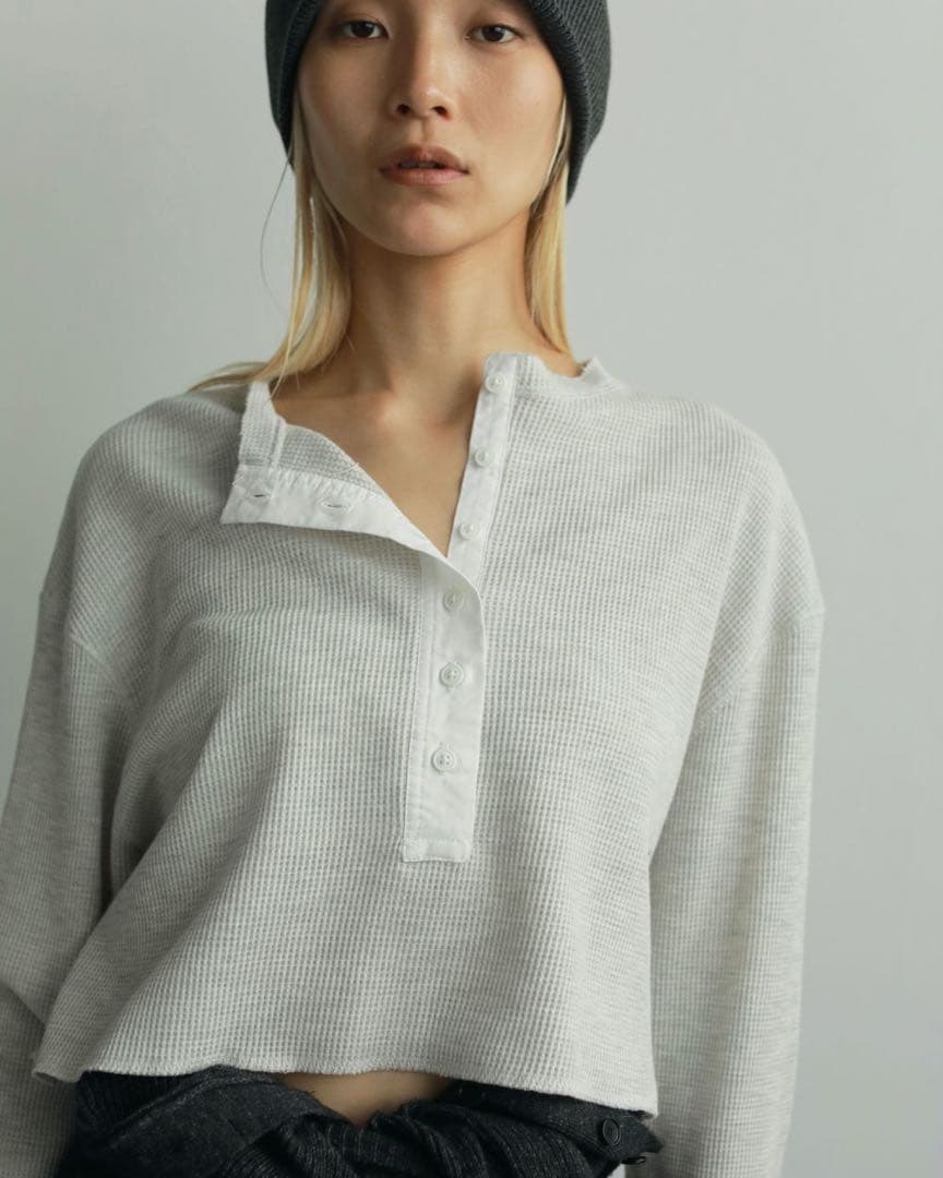 anuke Waffle Henley Tops オートミール