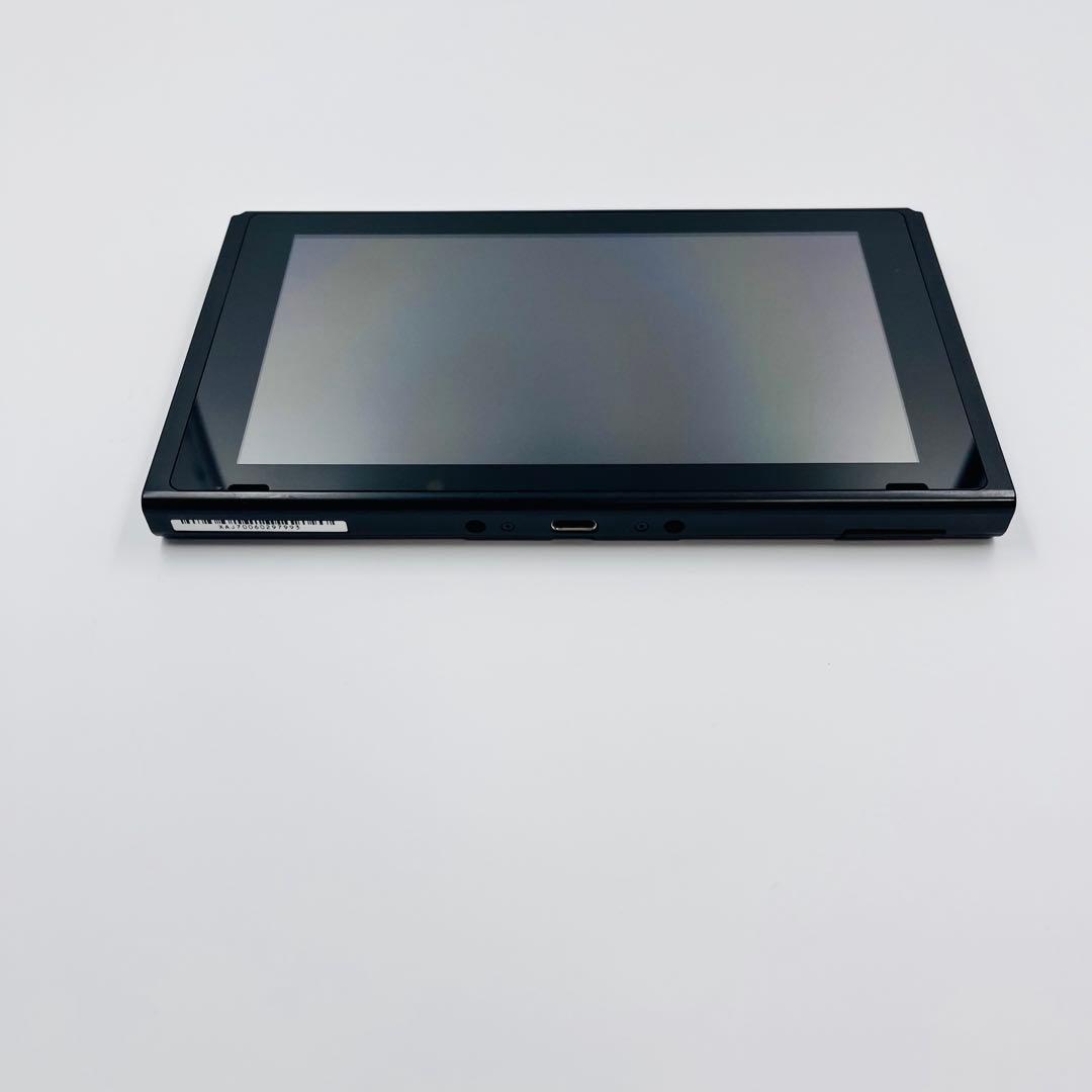 Nintendo switch ニンテンドー スイッチ 本体のみ 2018年製7