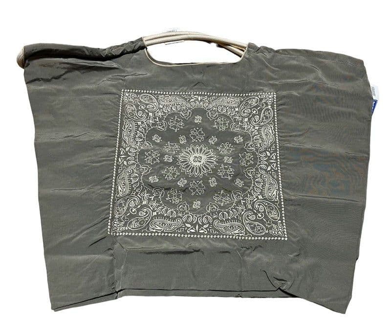 【新品】PEANUTS Ball & Chain バンダナ柄　スヌーピー