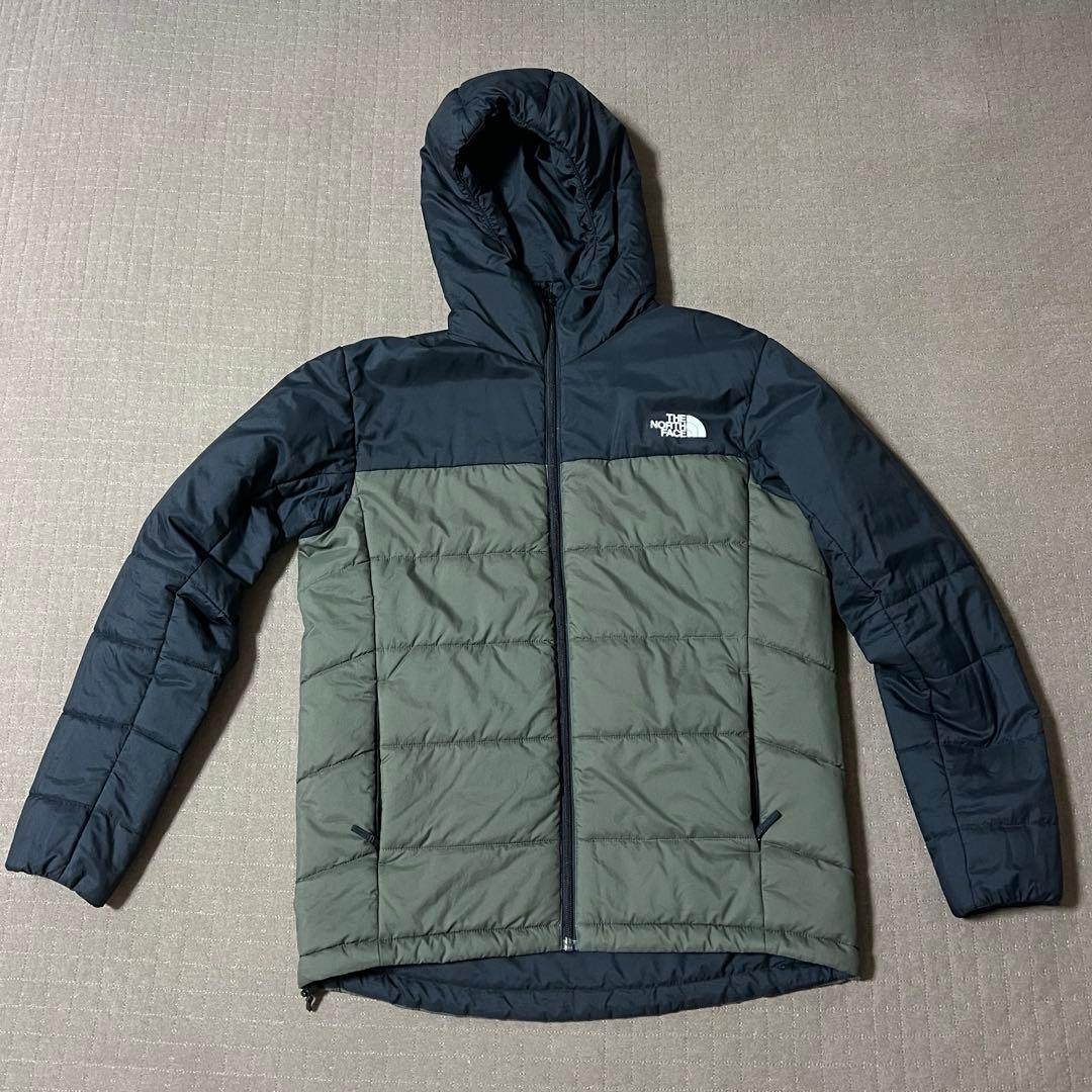 THE NORTH FACEリバーシブル エニータイム インサレーテッドフーディ