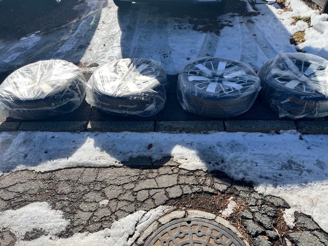 アウトランダーPHEV 純正20インチタイヤホイールセット　納車すぐに交換