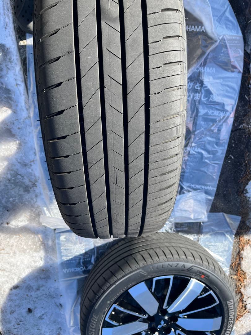 アウトランダーPHEV 純正20インチタイヤホイールセット　納車すぐに交換