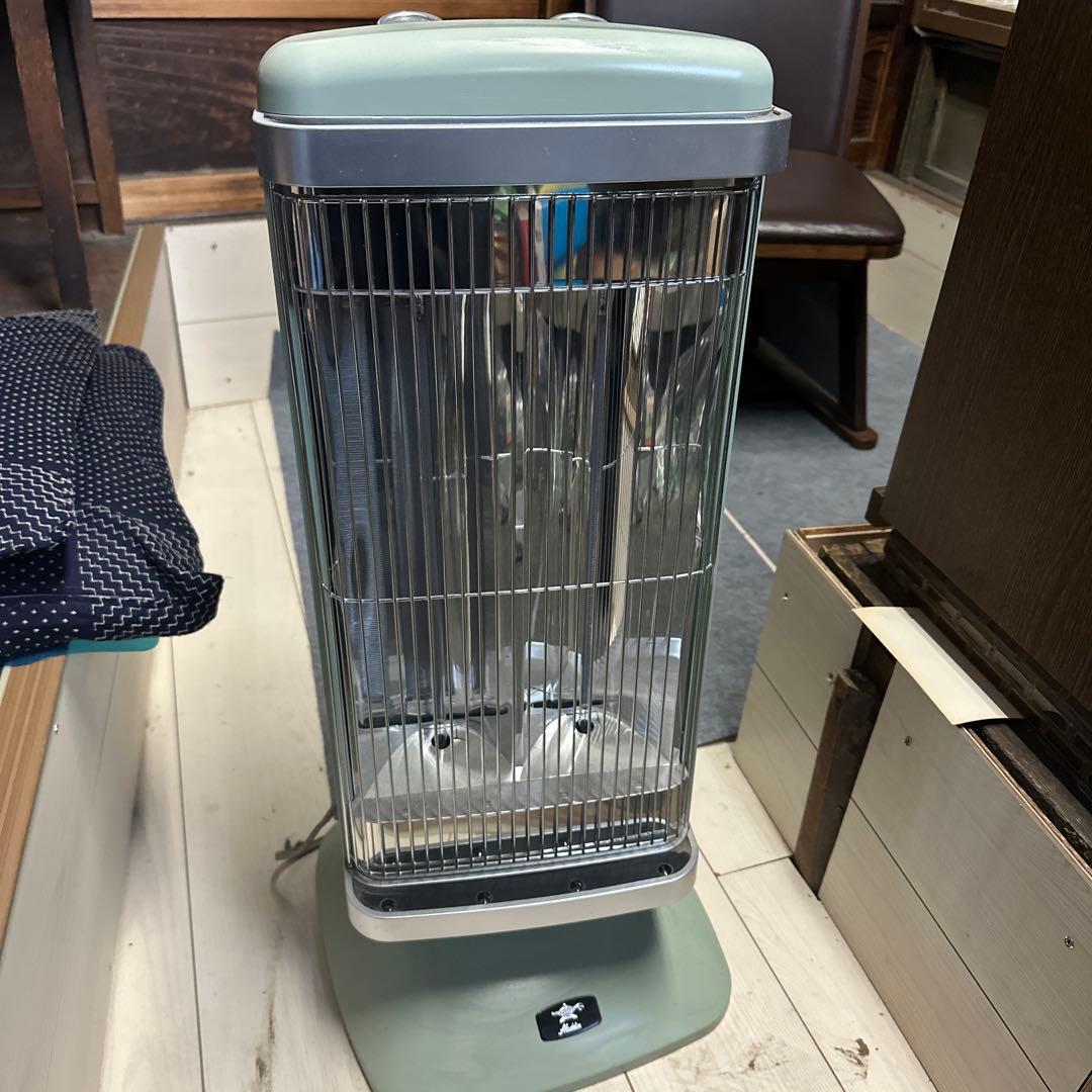 ミントグリーン縦型ヒーターAEH-2G10AJ