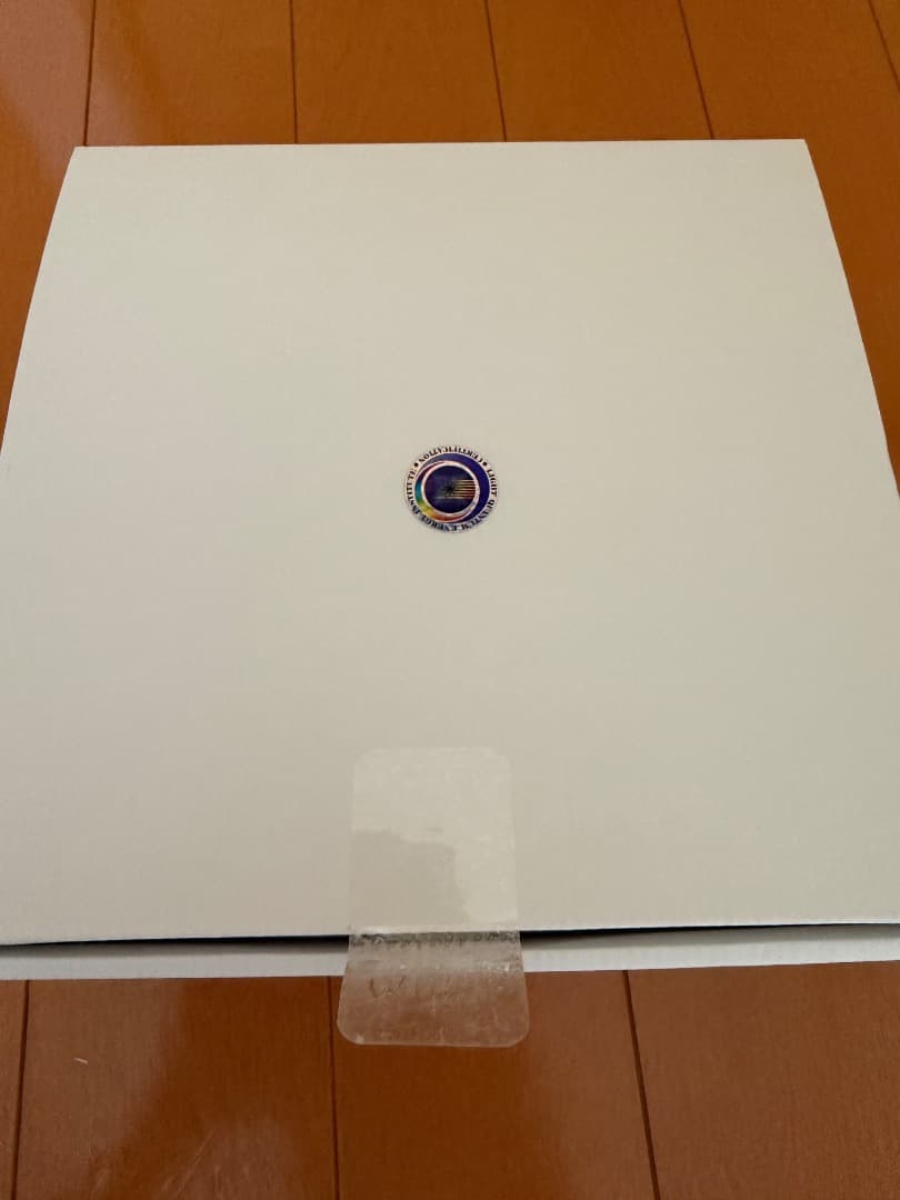 Q-bit white キュービットホワイト (量子エネルギー発生装置)