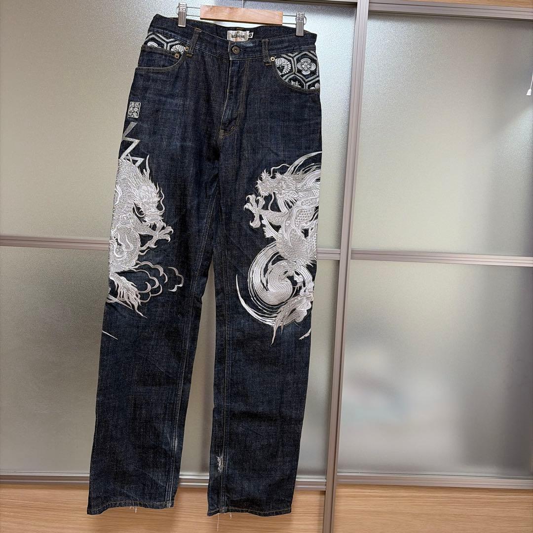 絡繰魂ドラゴン刺繍 デニムパンツ　30