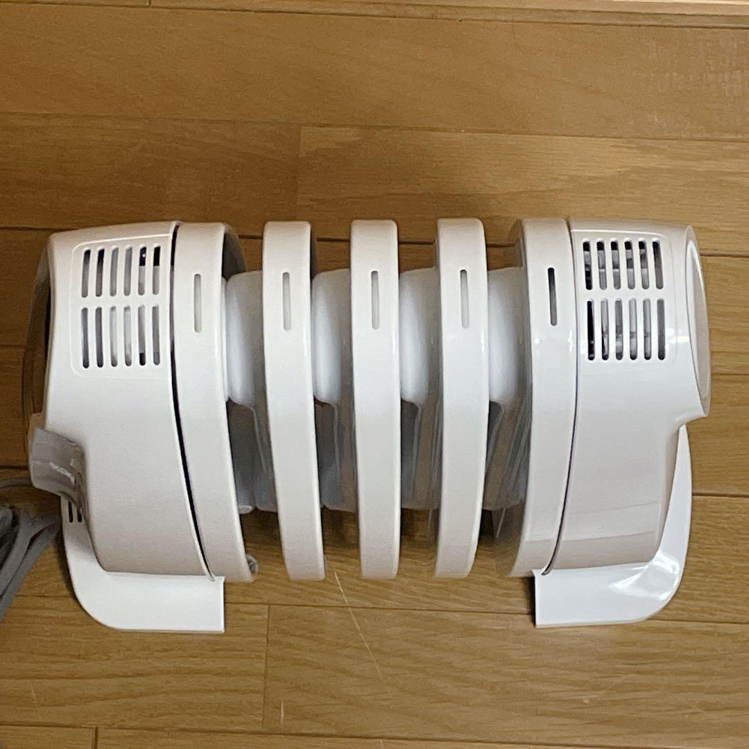 【美品】DeLonghi オイルヒーター ホワイト　NJ0505E デロンギ