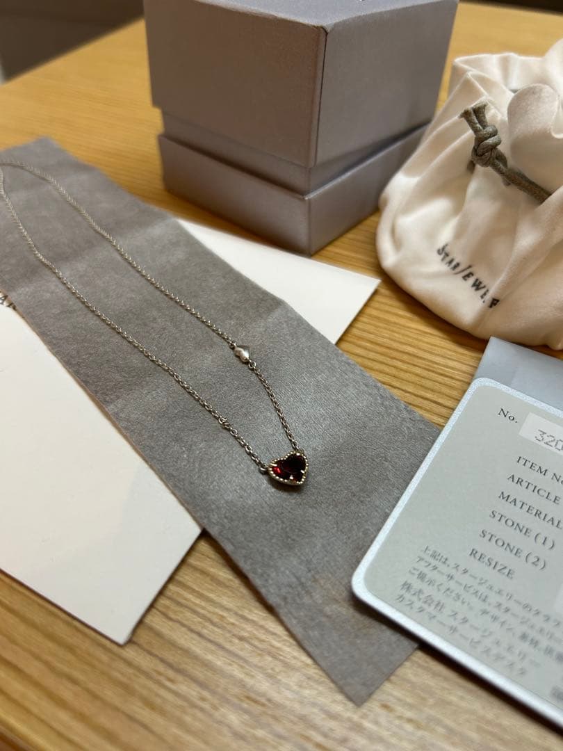 STAR JEWELRY ハートガーネットネックレス