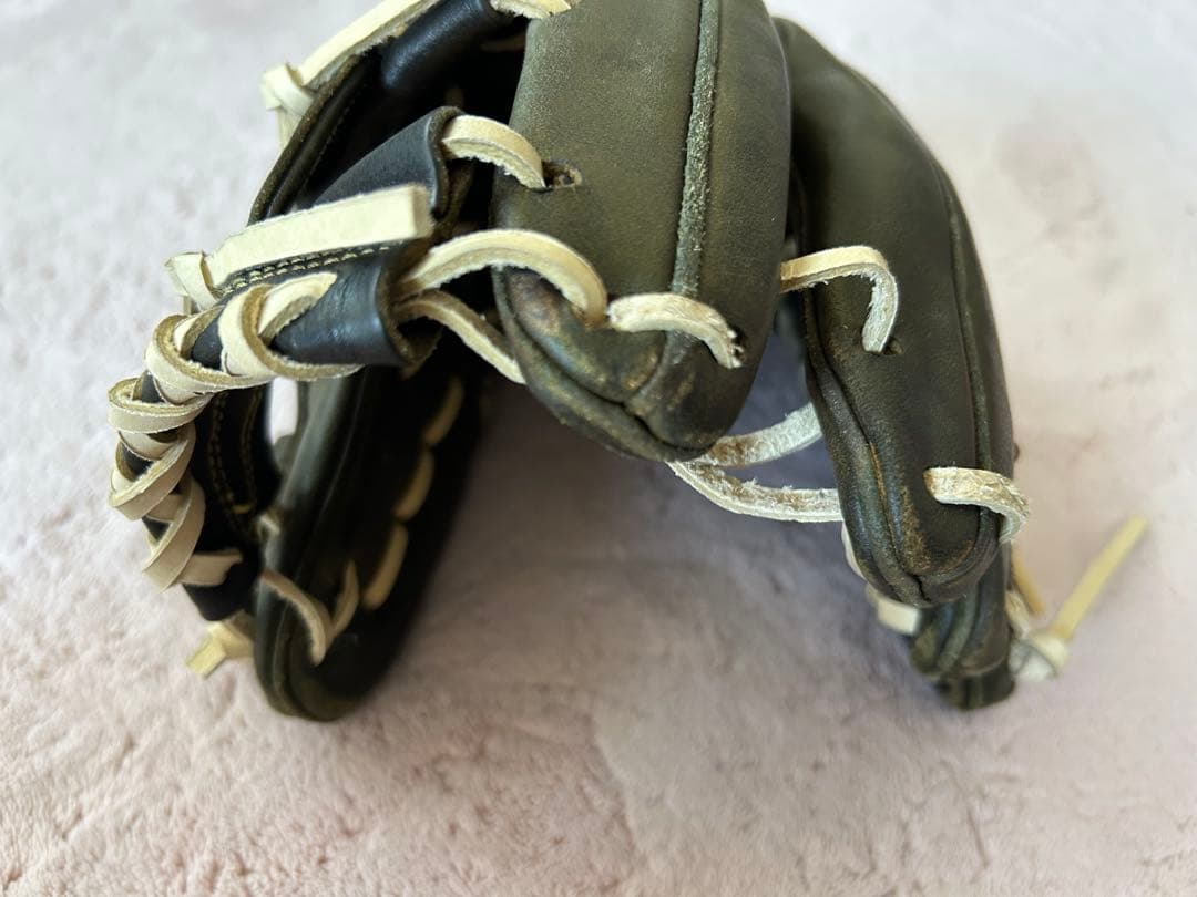 ドナイヤ　内野手 グローブ　リカラー　山田哲人