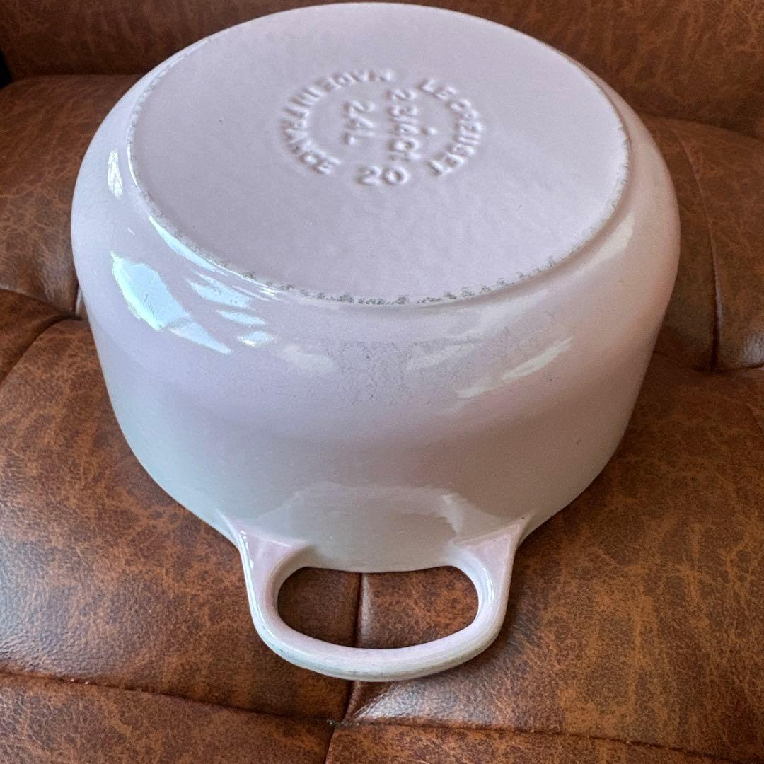 まー　ル・クルーゼ　ココットロンド　20cm　鍋　ピンク